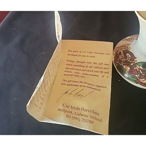 CRE Irish Porcelain 4” Celtic Bud Vase Galway Signed J McCaul Vintage 3 3/4” - Picture 4 of 9